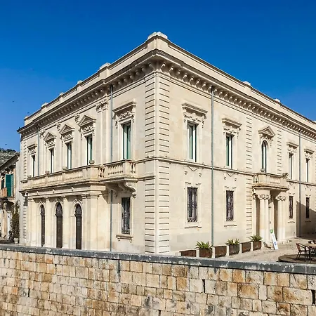 Palazzo Favacchio - Patane 3* Scicli