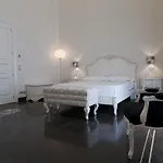 Palazzo Favacchio - Patane 호텔