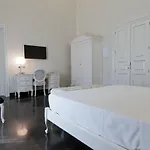 Palazzo Favacchio - Patane 3*
