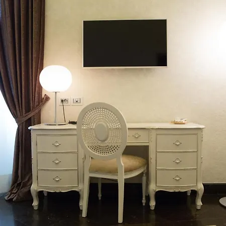 Hotel Palazzo Favacchio - Patane